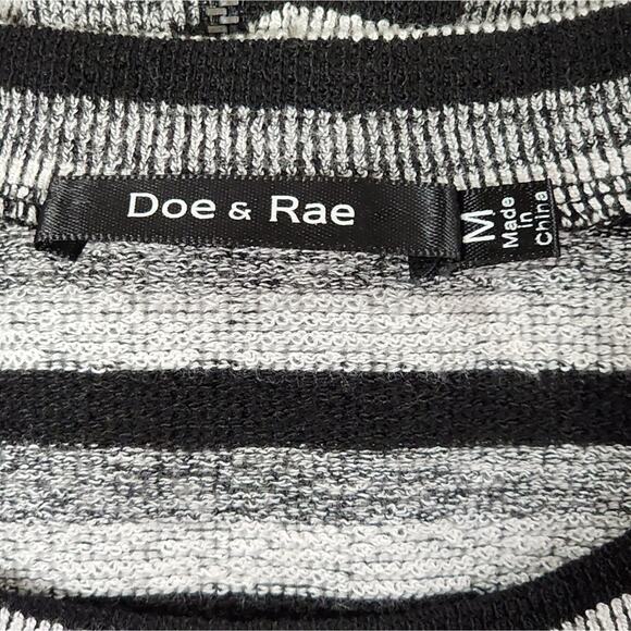 Doe and Rae get and black striped knit maxi dress‎ size medium - Picture 7 of 7
